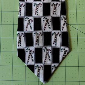 Vintage Christmas Candy Canes Neck Tie